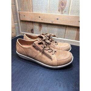 Vionic Abigail Weather-Resistant Wheat Nubuck Lace-Up Sneakers Size 8